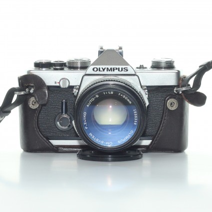 Olympus OM-1